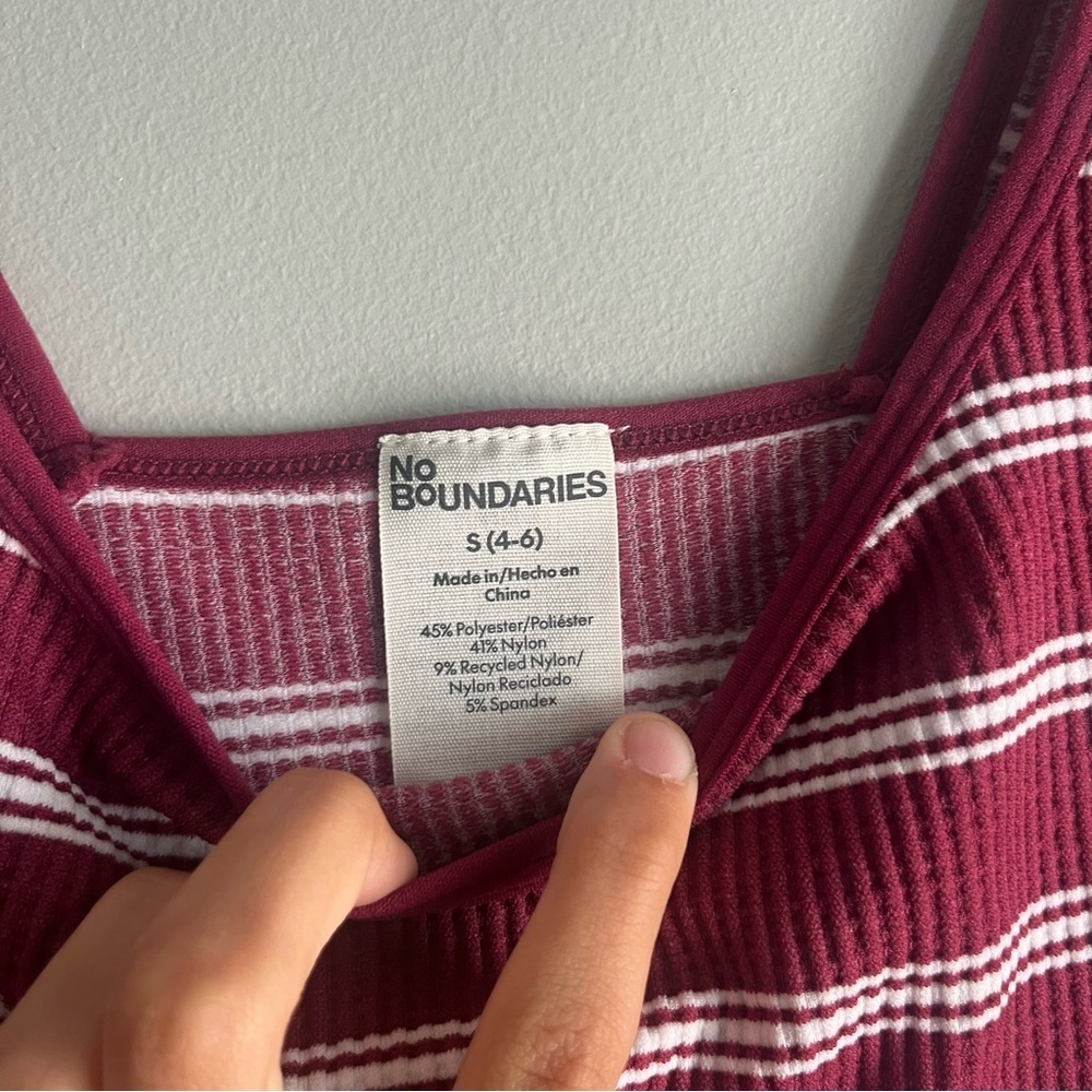 women’s small ribbed striped red and white no boundaries tank top stretchy crop - Picture 2 of 4